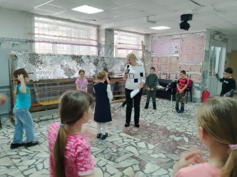  Сказочное путешествие в Волшебный мир детства вместе с Большереченским клубом